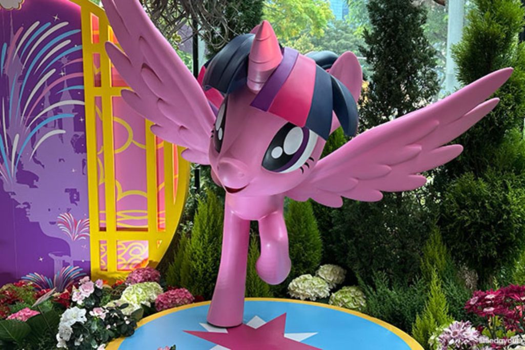 Petals of Friendship